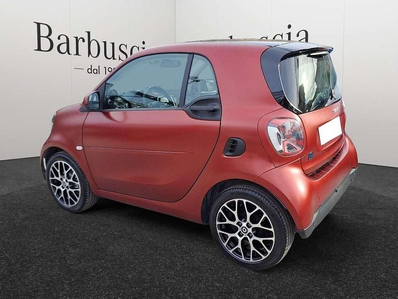 Usata Smart ForTwo Electric Drive Prime 60 kW (82 CV) 2023 Rosso Berlina