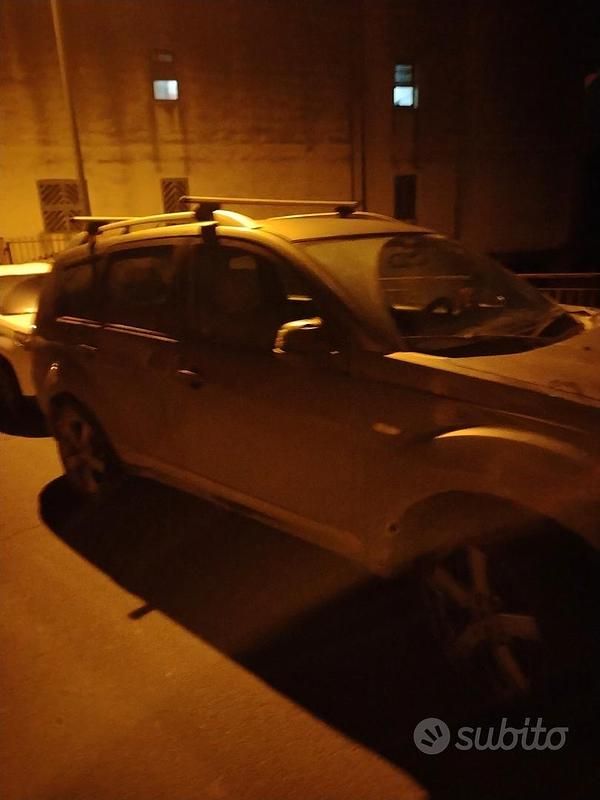Usata Mitsubishi Outlander 177 CV (130 kW) 2006 Grigio SUV