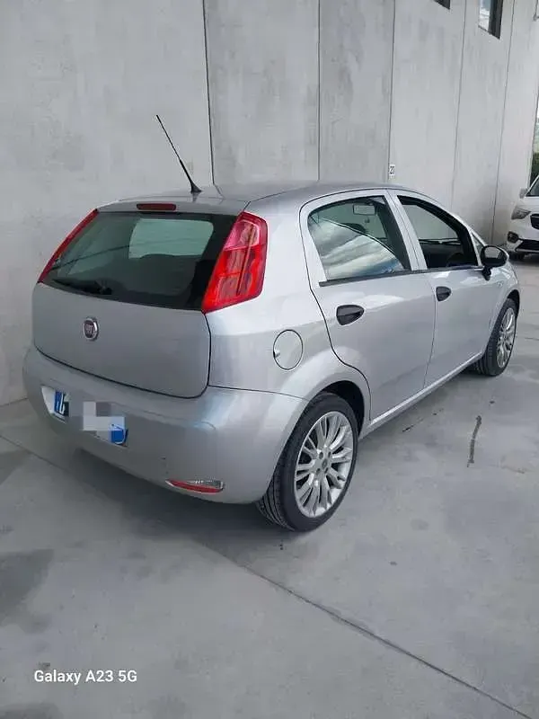 Usata Fiat Punto Street 69 CV (50 kW) 2018 Utilitaria