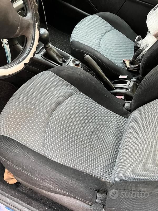 Usata Peugeot 206 2005 Utilitaria