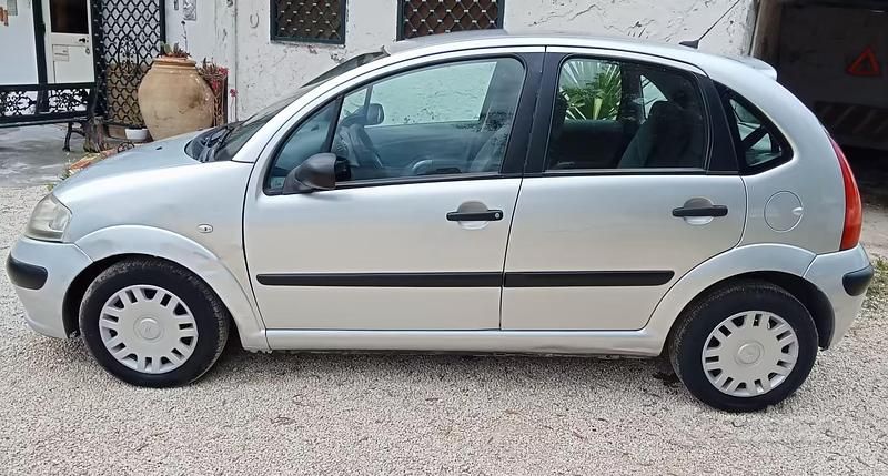 Usata Citroën C3 60 CV (44 kW) 2005 Grigio Berlina