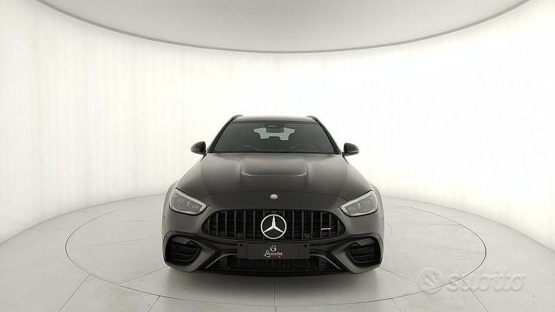 Usata Mercedes S63 AMG Premium 476 CV (350 kW) 2024 Grigio Station wagon