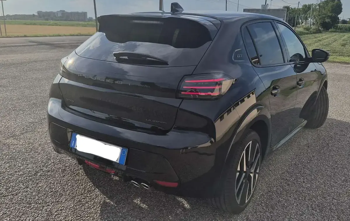 Usata Peugeot 208 GTi 136 CV (100 kW) 2025 Utilitaria