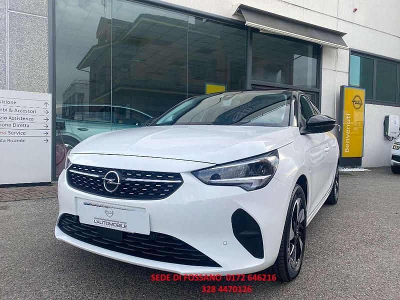 Usata Opel Corsa-e Elegance 56 kW (77 CV) 2022 Bianco Utilitaria