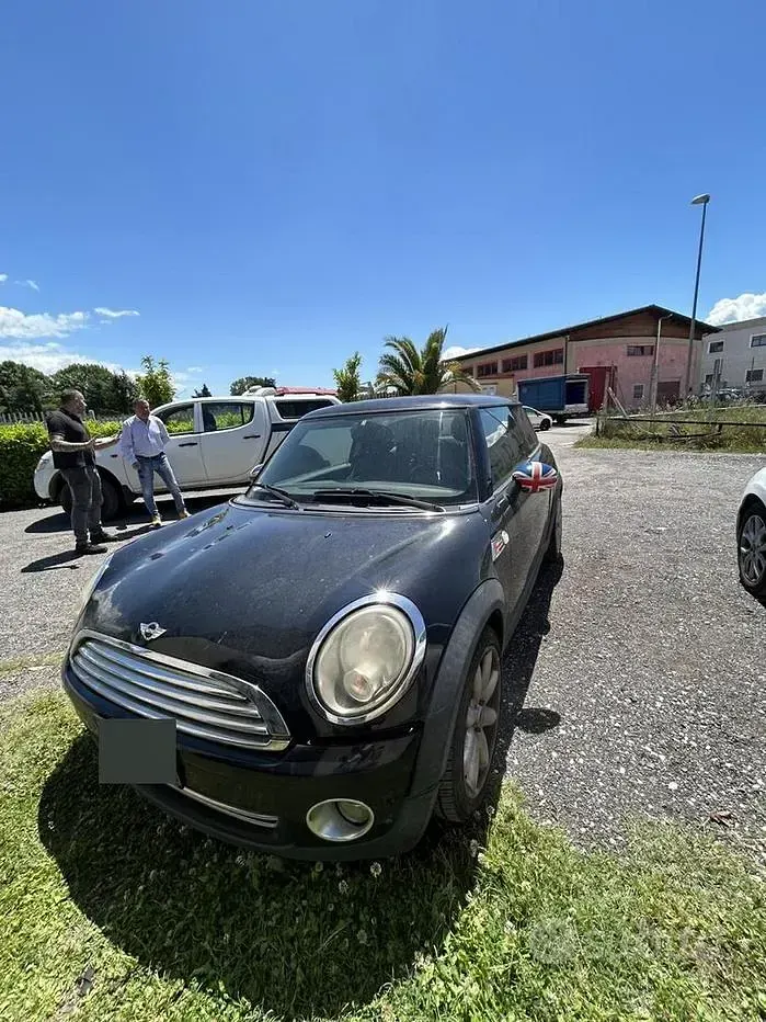 Usata Mini ONE 98 CV (72 kW) 2010 Nero Utilitaria