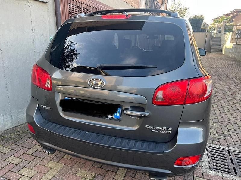 Usata Hyundai Santa Fe 155 CV (114 kW) 2007 Grigio SUV