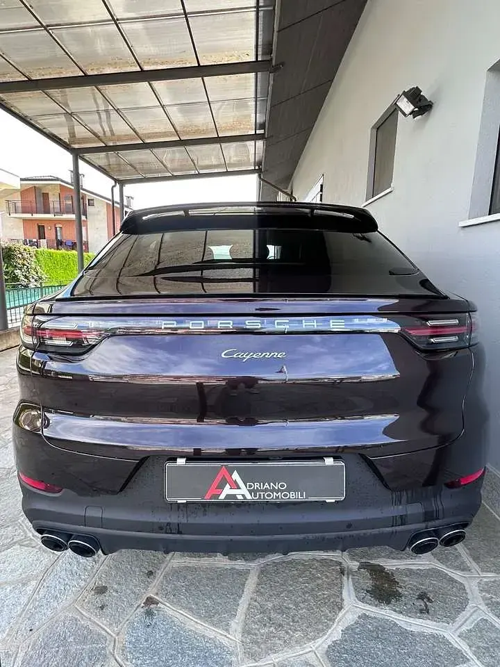 Usata Porsche Cayenne 340 CV (250 kW) 2020 Viola marrone SUV