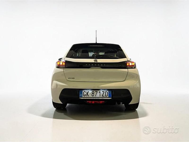 Usata Peugeot 208 Active 100 CV (73 kW) 2022 Utilitaria