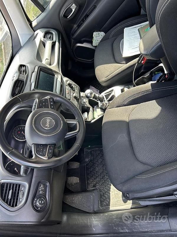 Usata Jeep Renegade 130 CV (95 kW) 2022 Nero SUV