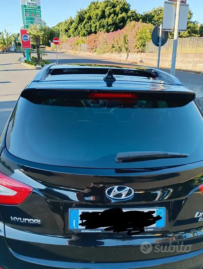 Usata Hyundai ix35 115 CV (84 kW) 2015 Nero SUV
