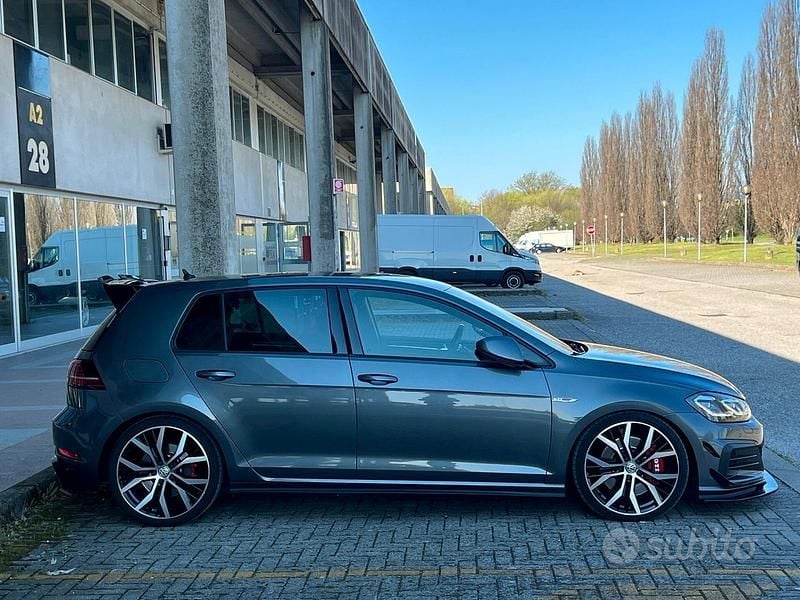Usata VW Golf VII GTI 245 CV (180 kW) 2019 Grigio Berlina