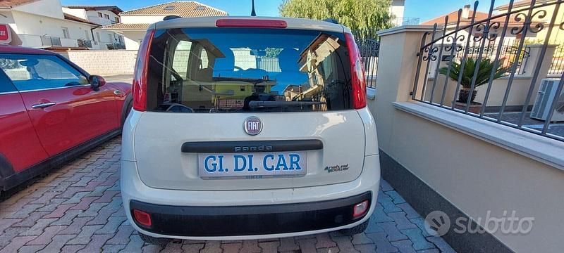 Usado Fiat Panda 80 HP (58 kW) 2014 Branco Citadino