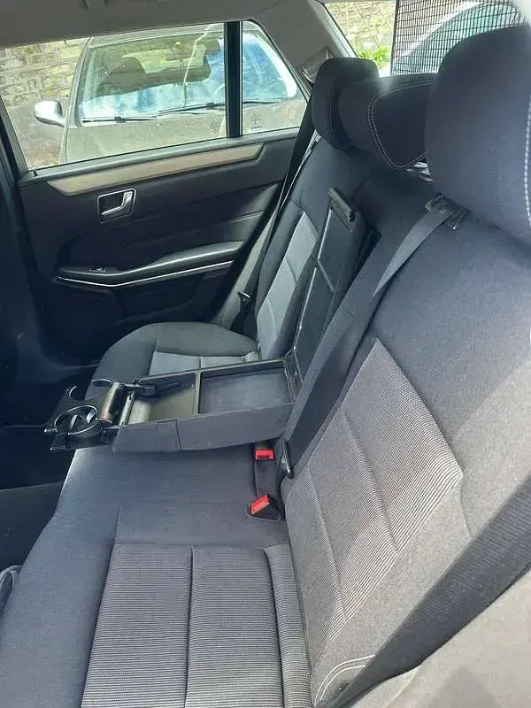 Usata Mercedes E200 Business 136 CV (100 kW) 2015 Nero Station wagon