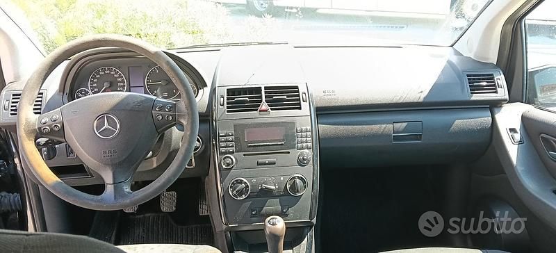 Usata Mercedes A160 90 CV (66 kW) 2007 Nero Berlina