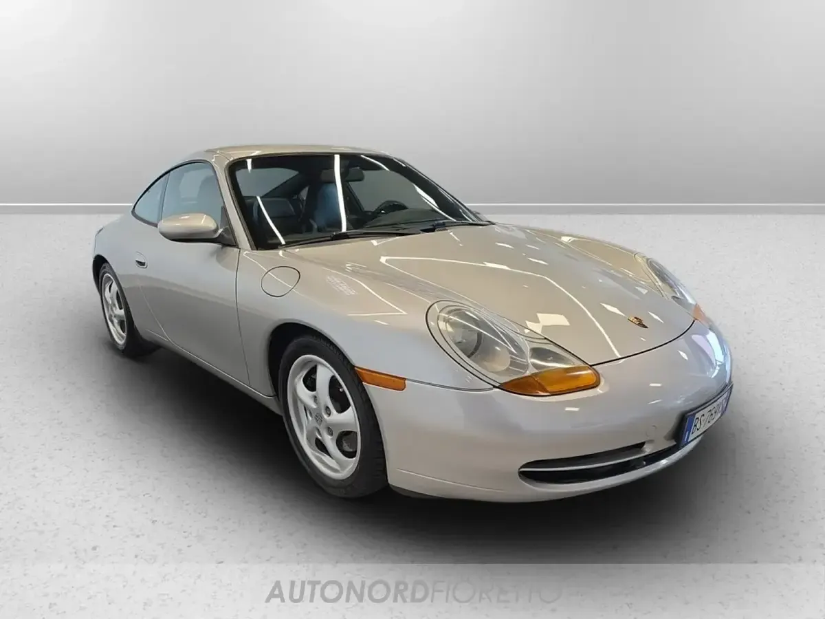 Usata Porsche 911 Carrera 300 CV (220 kW) 1998 Grigio Coupé