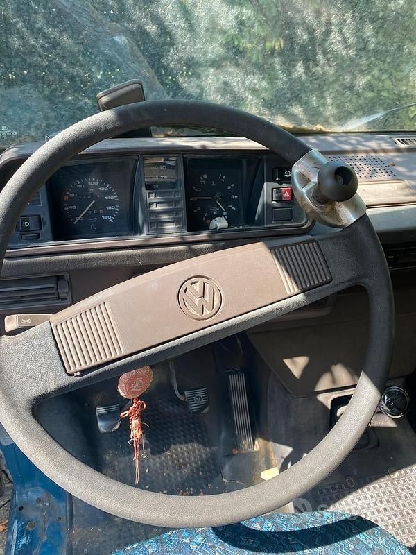 Usata VW Caravelle 1985 Blu Monovolume