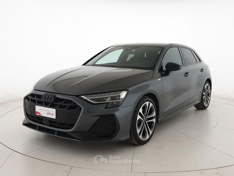 Usata Audi A3 Ambiente 150 CV (110 kW) 2025 Gray Berlina