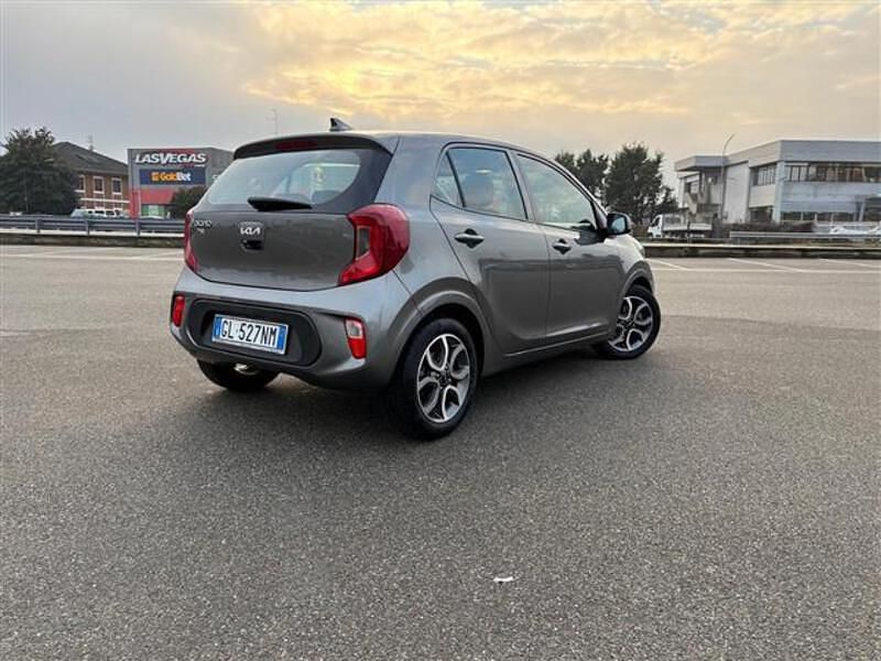 Usata Kia Picanto X-Line 65 CV (47 kW) 2023 Grigio scuro Utilitaria