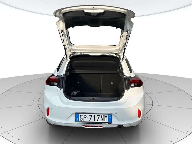 Usata Opel Corsa Elegance 101 CV (74 kW) 2023 Bianco Utilitaria