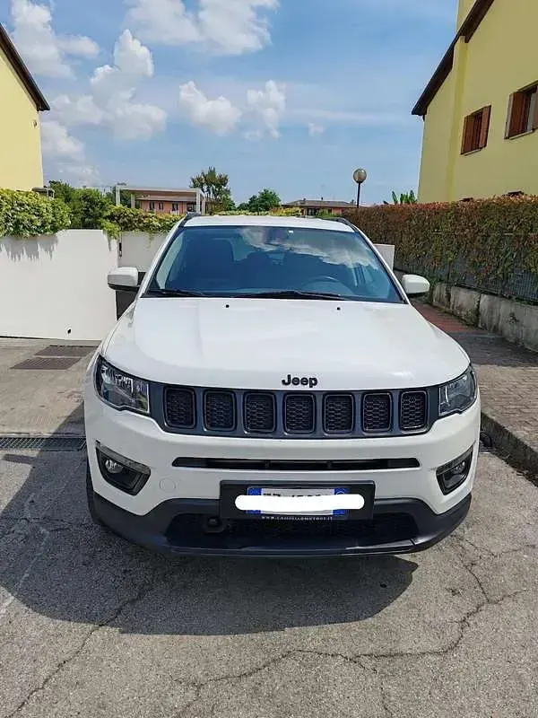 Usata Jeep Compass Night Eagle 140 CV (102 kW) 2019 Bianco SUV