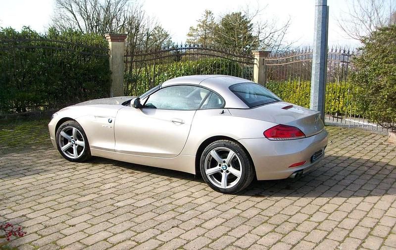 Usata BMW Z4 204 CV (150 kW) 2010 Oro Cabrio