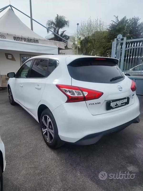 Usata Nissan Pulsar Tekna 110 CV (80 kW) 2016 Bianco Utilitaria
