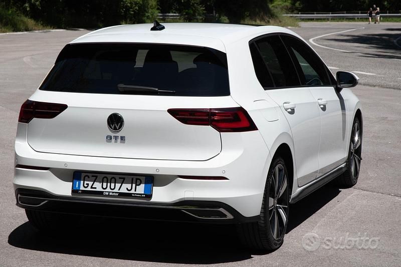 Usata VW Golf VIII 150 CV (110 kW) 2021 Bianco Berlina