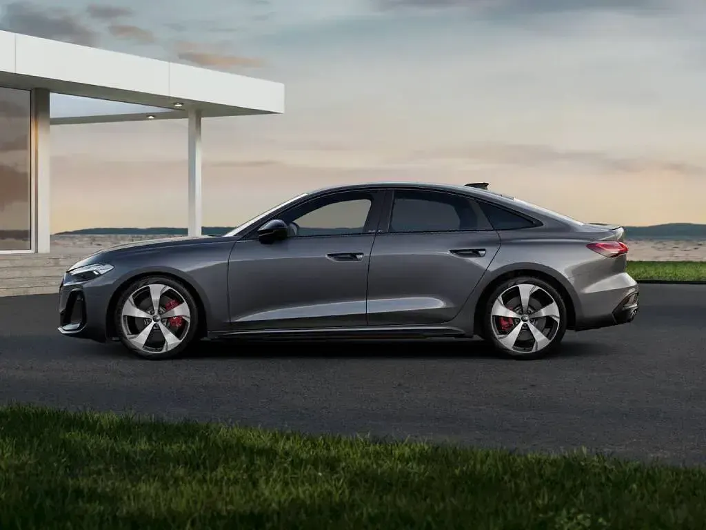 Nuova Audi S5 Sport 367 CV (269 kW) 2026 Grigio daytona perlato Berlina