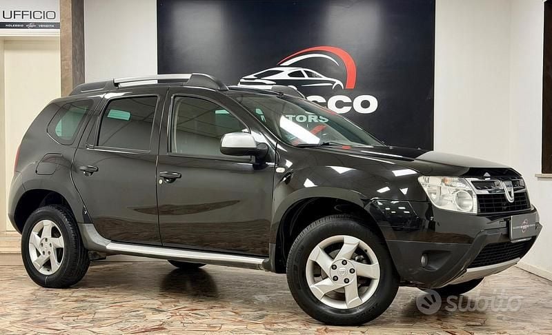Usata Dacia Duster Lauréate 110 CV (80 kW) 2011 Nero SUV