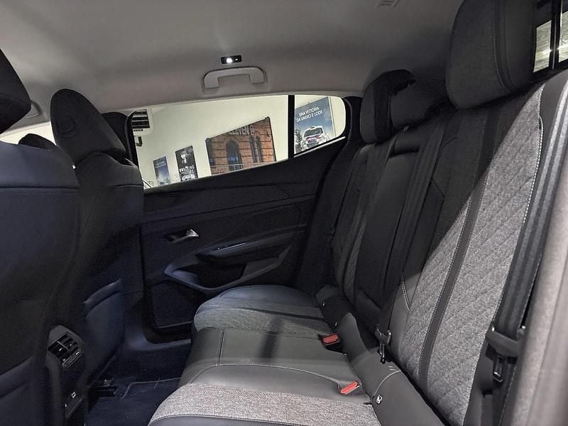 Usata Peugeot 408 Allure 131 CV (96 kW) 2023 Blu/azzurro SUV