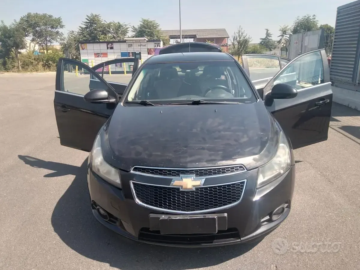 Usata Chevrolet Cruze LT 150 CV (110 kW) 2010 Nero Berlina