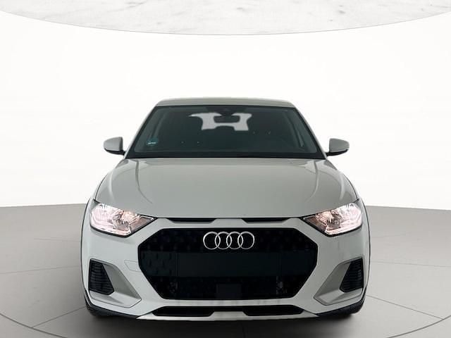 Usata Audi A1 Business 116 CV (85 kW) 2025 Bianco ghiacciaio metallizzato SUV