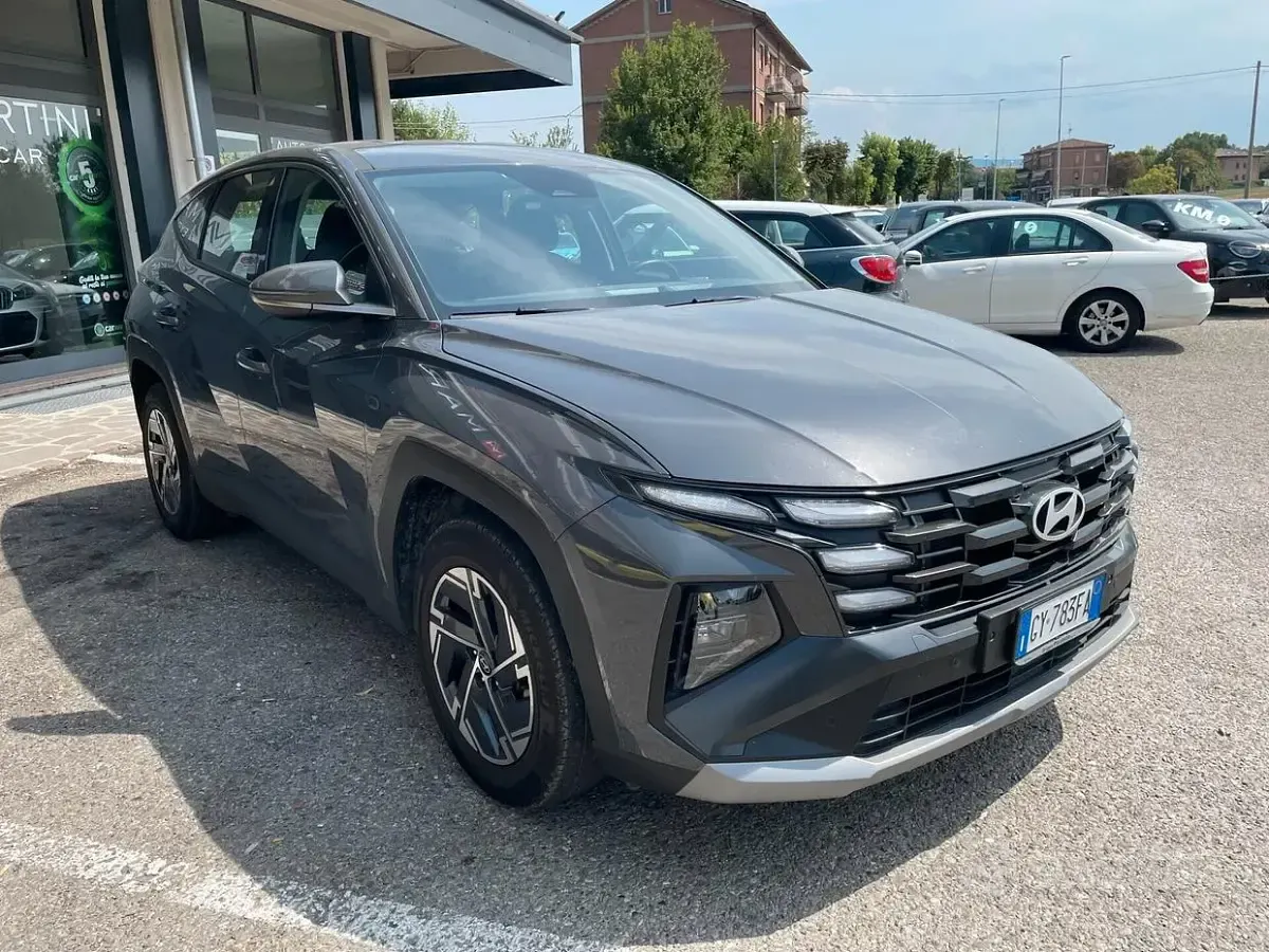 Usata Hyundai Tucson 116 CV (85 kW) 2025 Grigio SUV