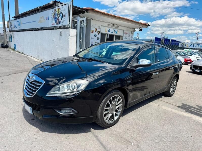 Usata Lancia Delta 120 CV (88 kW) 2010 Nero Utilitaria