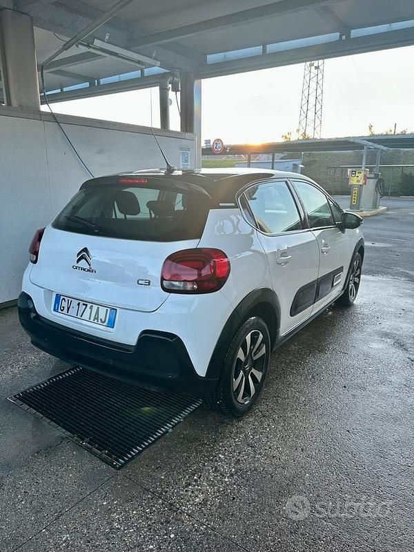Usata Citroën C3 110 CV (80 kW) 2022 Bianco Utilitaria