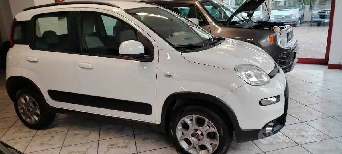 Usata Fiat Panda 4x4 75 CV (55 kW) 2014 Bianco Utilitaria