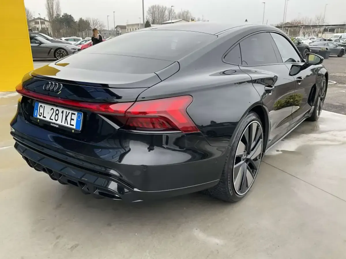 Usata Audi e-tron GT quattro 139 kW (190 CV) 2022 Nero Berlina