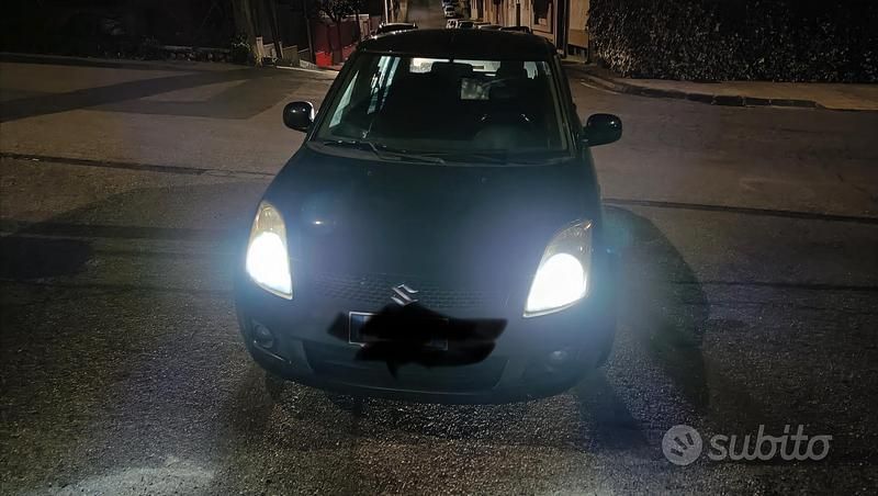 Usata Suzuki Swift 70 CV (51 kW) 2009 Nero Utilitaria