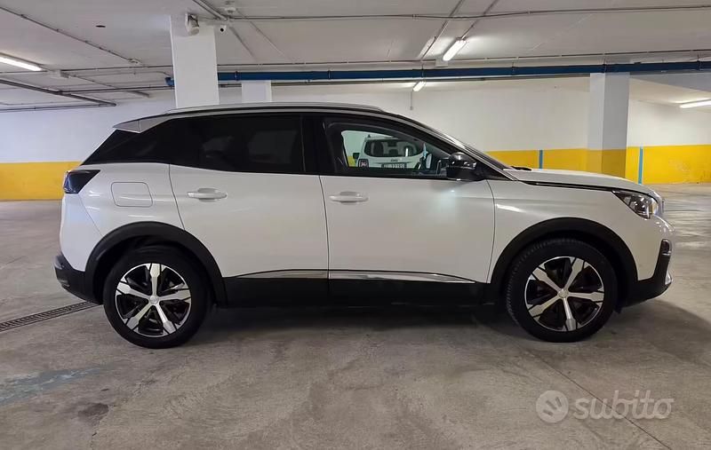 Usata Peugeot 3008 130 CV (95 kW) 2018 Bianco SUV