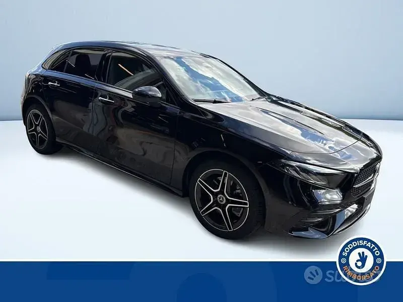 Uusi Mercedes A250 2026 Musta Sedan