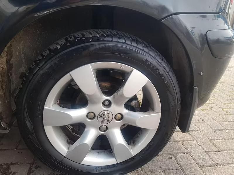 Usata Peugeot 307 109 CV (80 kW) 2001 Nero Utilitaria