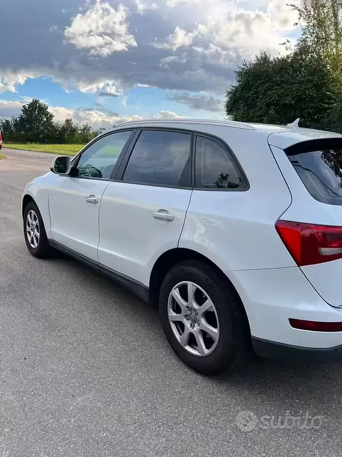 Usata Audi Q5 150 CV (110 kW) 2016 Bianco SUV