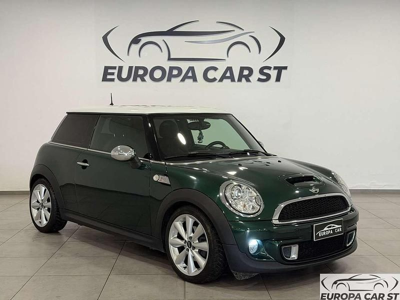 Käytetty Mini Cooper SD 143 HP (105 kW) 2013 Vihreä Viistoperä