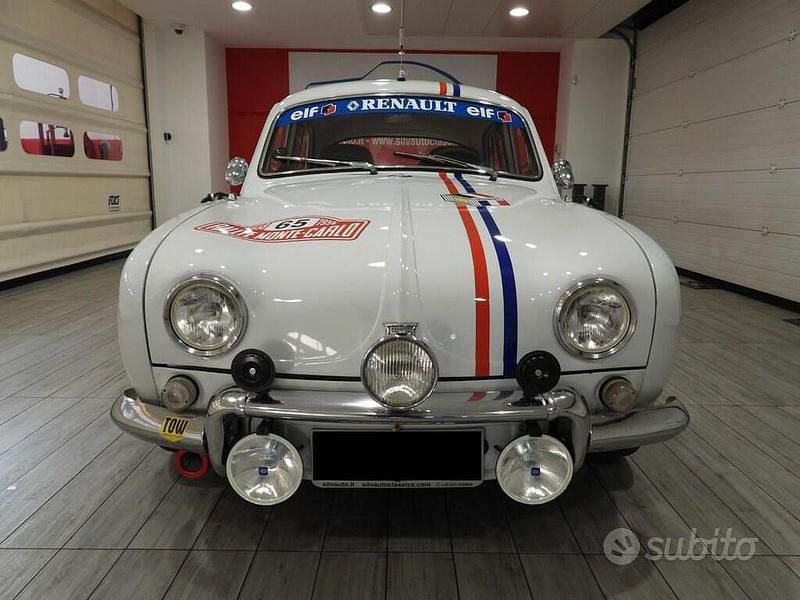 Usado Renault Dauphine 1950 Blanco Berlina