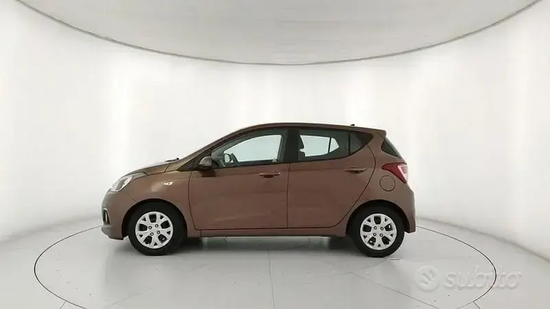 Begagnad Hyundai i10 Comfort 67 HK (49 kW) 2015 Halvkombi