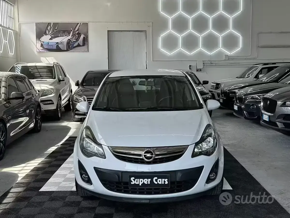 Usata Opel Corsa 90 CV (66 kW) 2014 Bianco Utilitaria