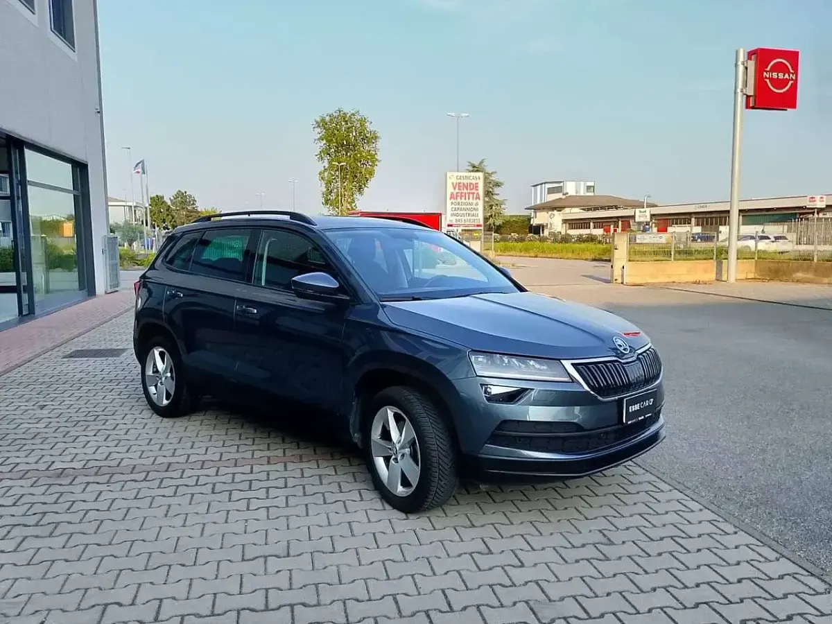 Usata Skoda Karoq Ambition 116 CV (85 kW) 2019 Grigio SUV