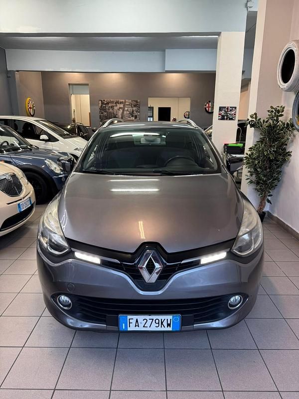 Usata Renault Clio GrandTour 89 CV (65 kW) 2015 Argento Station wagon