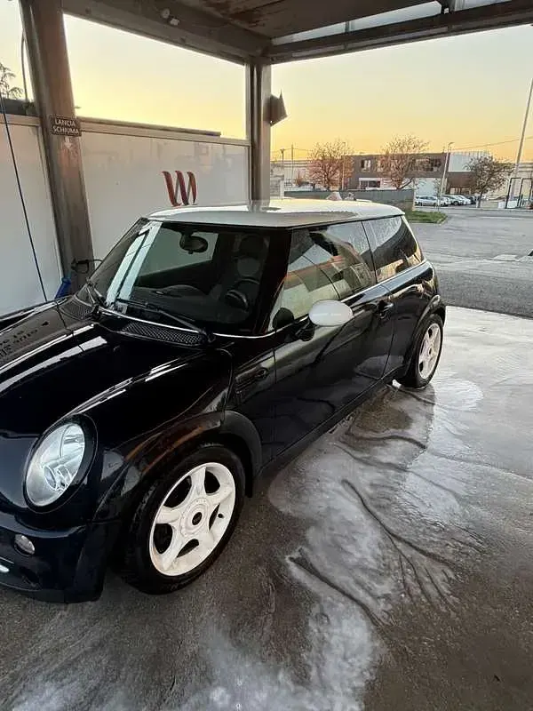 Usata Mini Cooper 116 CV (85 kW) 2006 Utilitaria