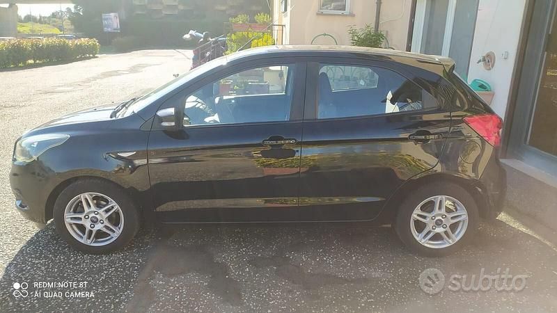 Usata Ford Ka 71 CV (52 kW) 2019 Nero Berlina